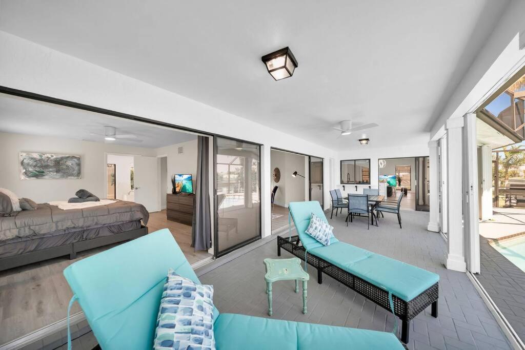 Villa Luxury Waterfront Haven In Cape Coral - Dog-Friendly Escape With Private Pool Exterior foto